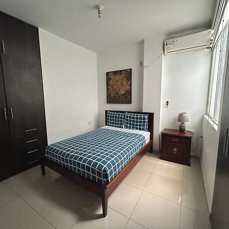 Departamentos De 2 Y 3 Habitaciones En El Centro De Манта Екстериор снимка