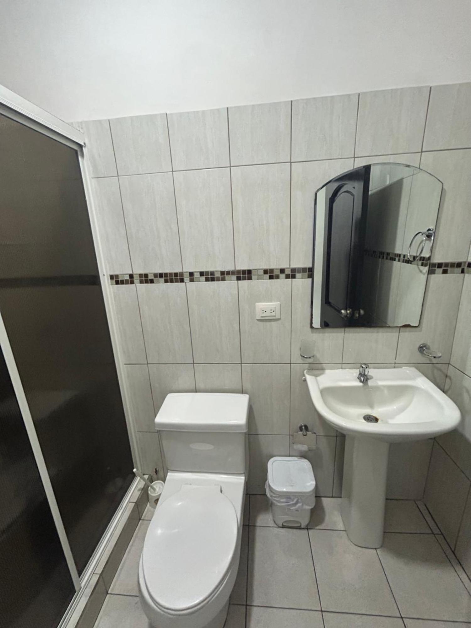 Departamentos De 2 Y 3 Habitaciones En El Centro De Манта Екстериор снимка