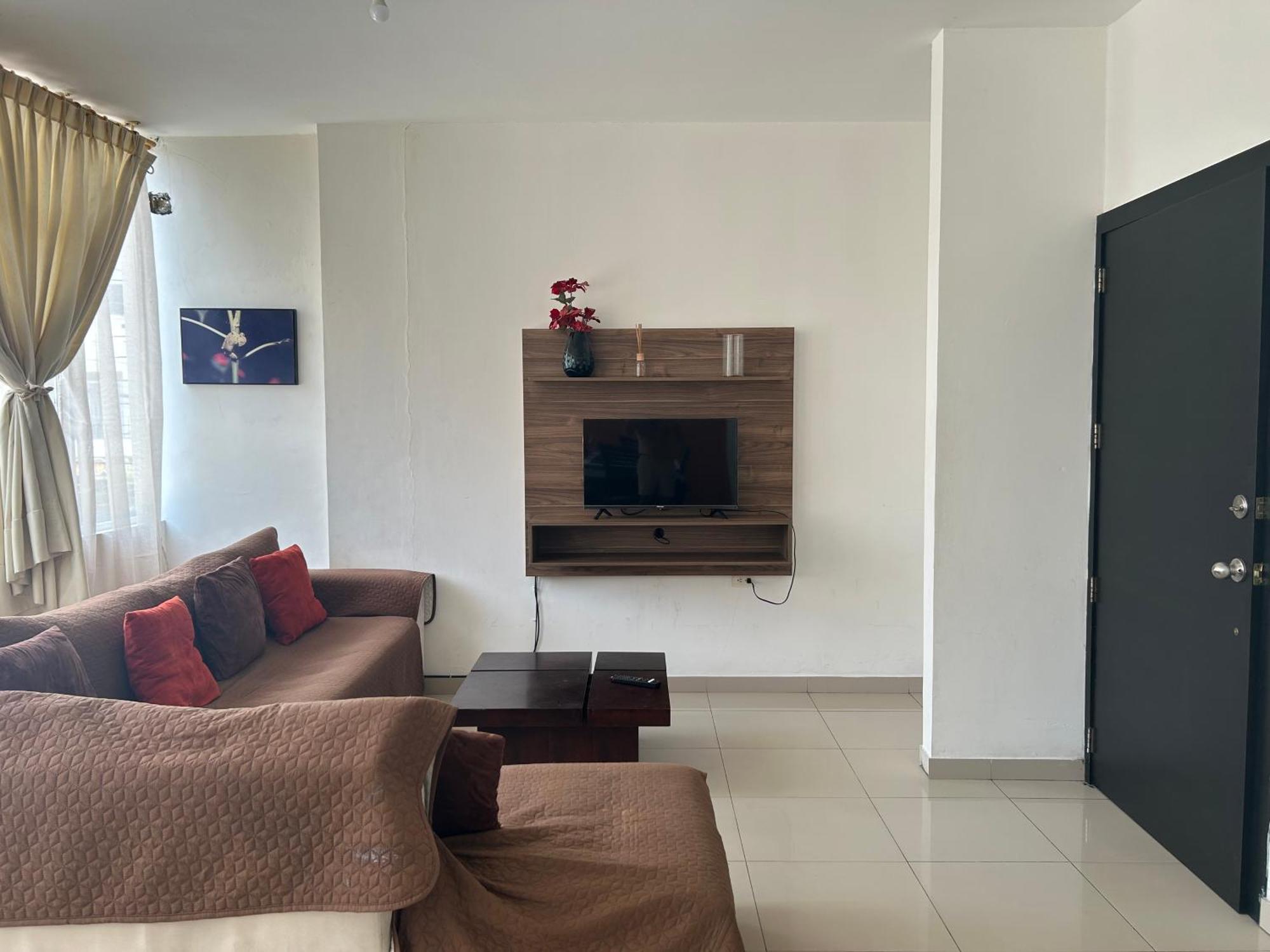 Departamentos De 2 Y 3 Habitaciones En El Centro De Манта Екстериор снимка